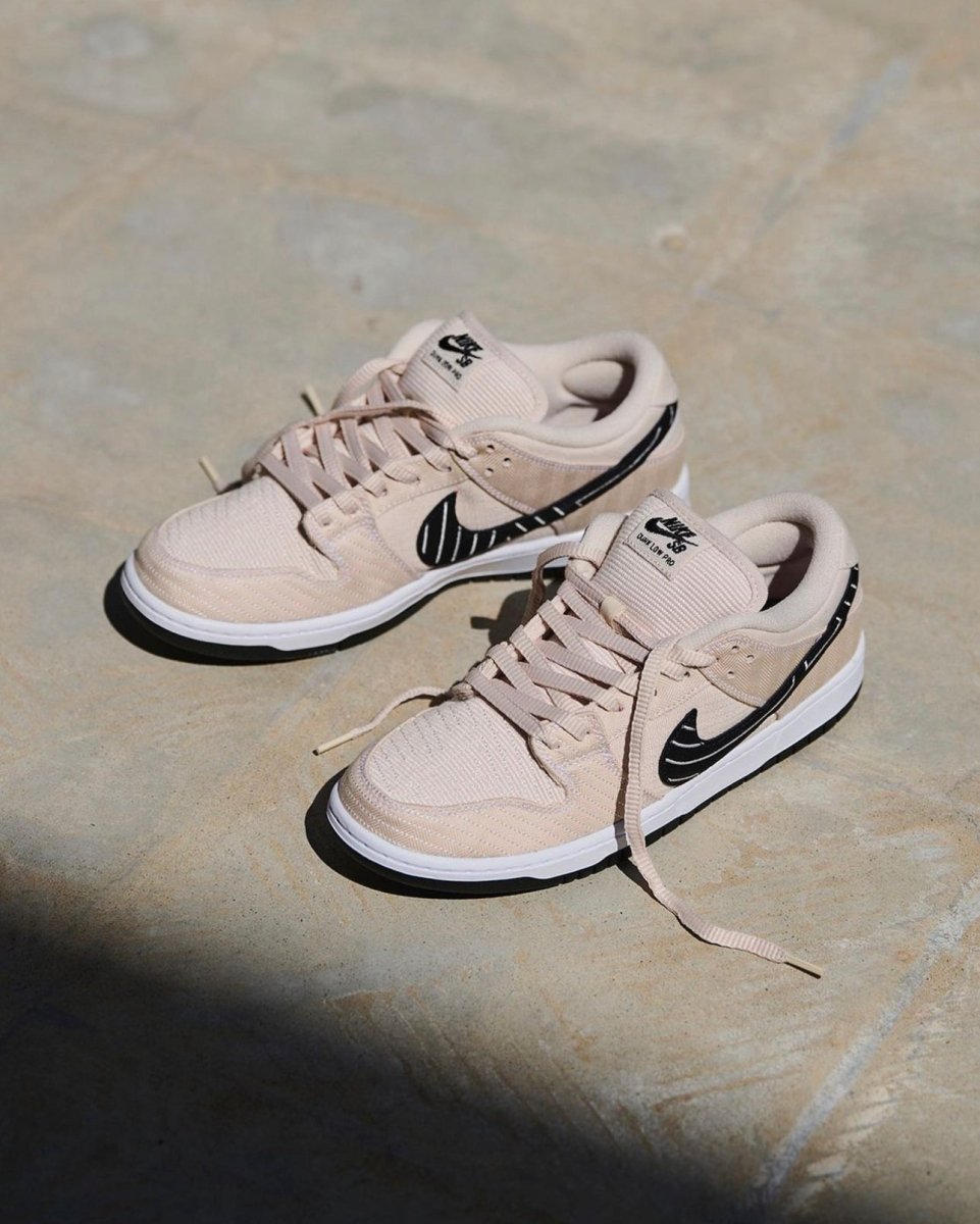 Nike SB Dunk Low Albino & Preto - Goodnews Skateshop