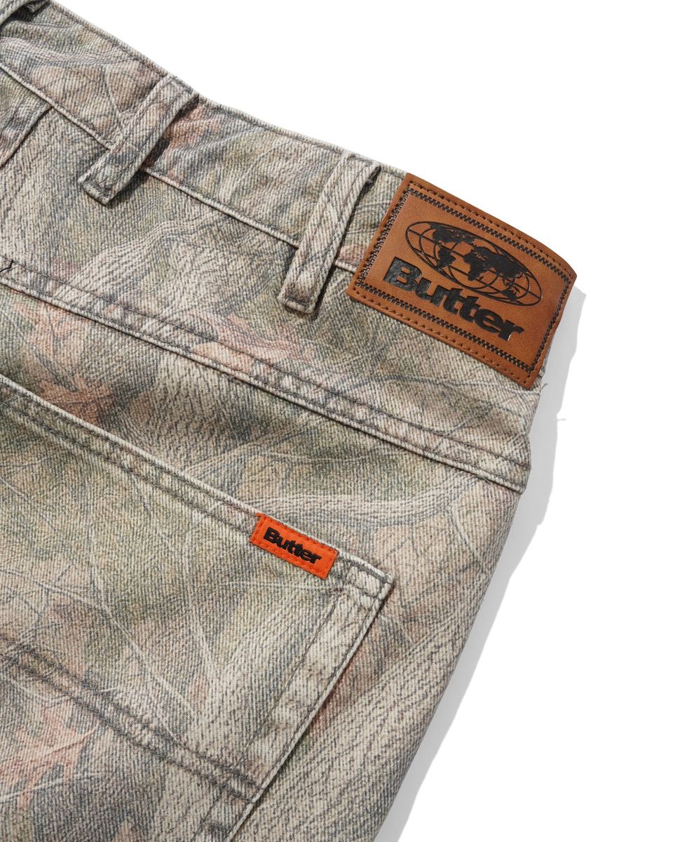 Butter Goods Baggy Denim Jeans in Forest Camo