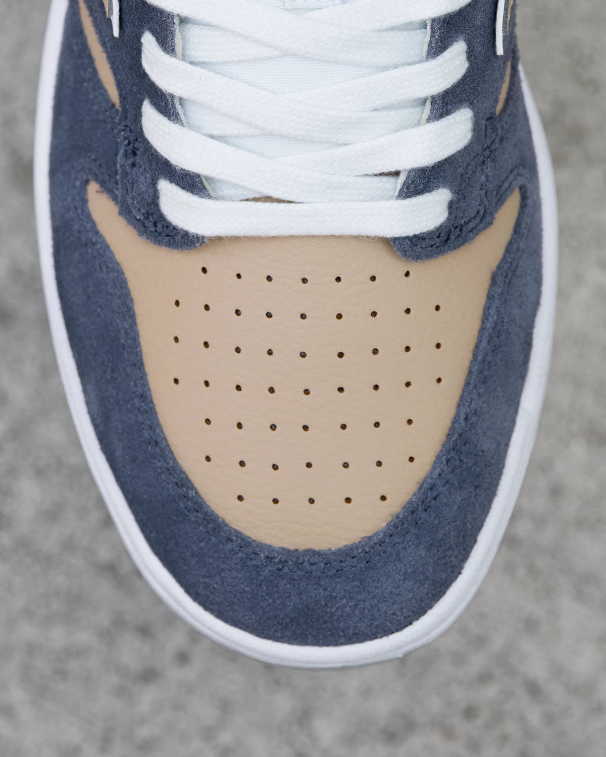 New Balance Numeric 480 in Meteorite/Tan
