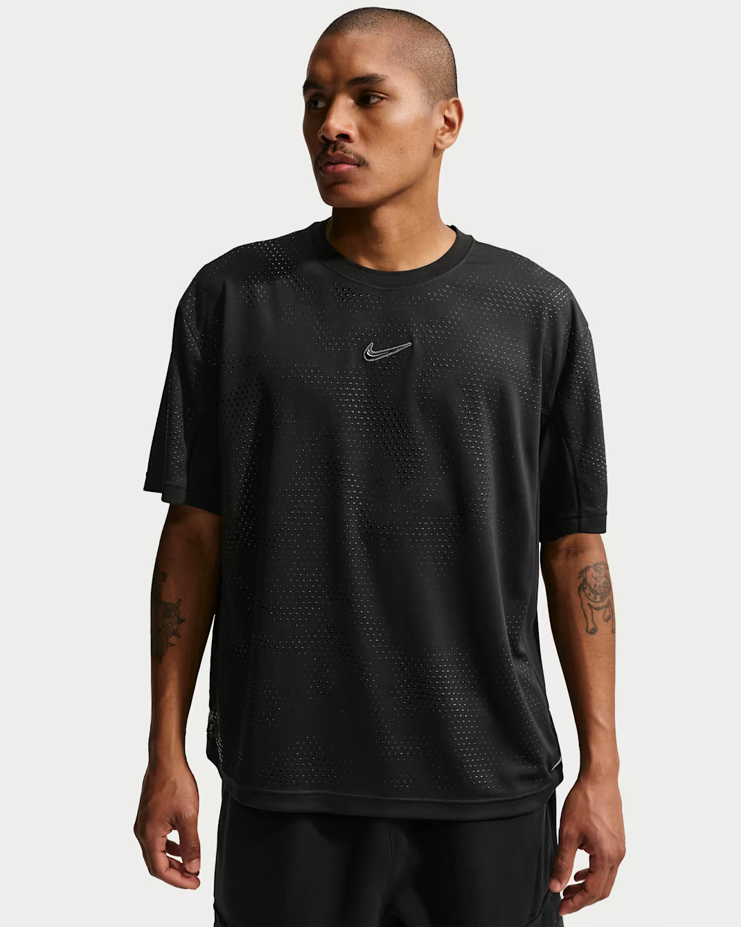 Nike SB Ishod Short-Sleeve Jersey Top in Black
