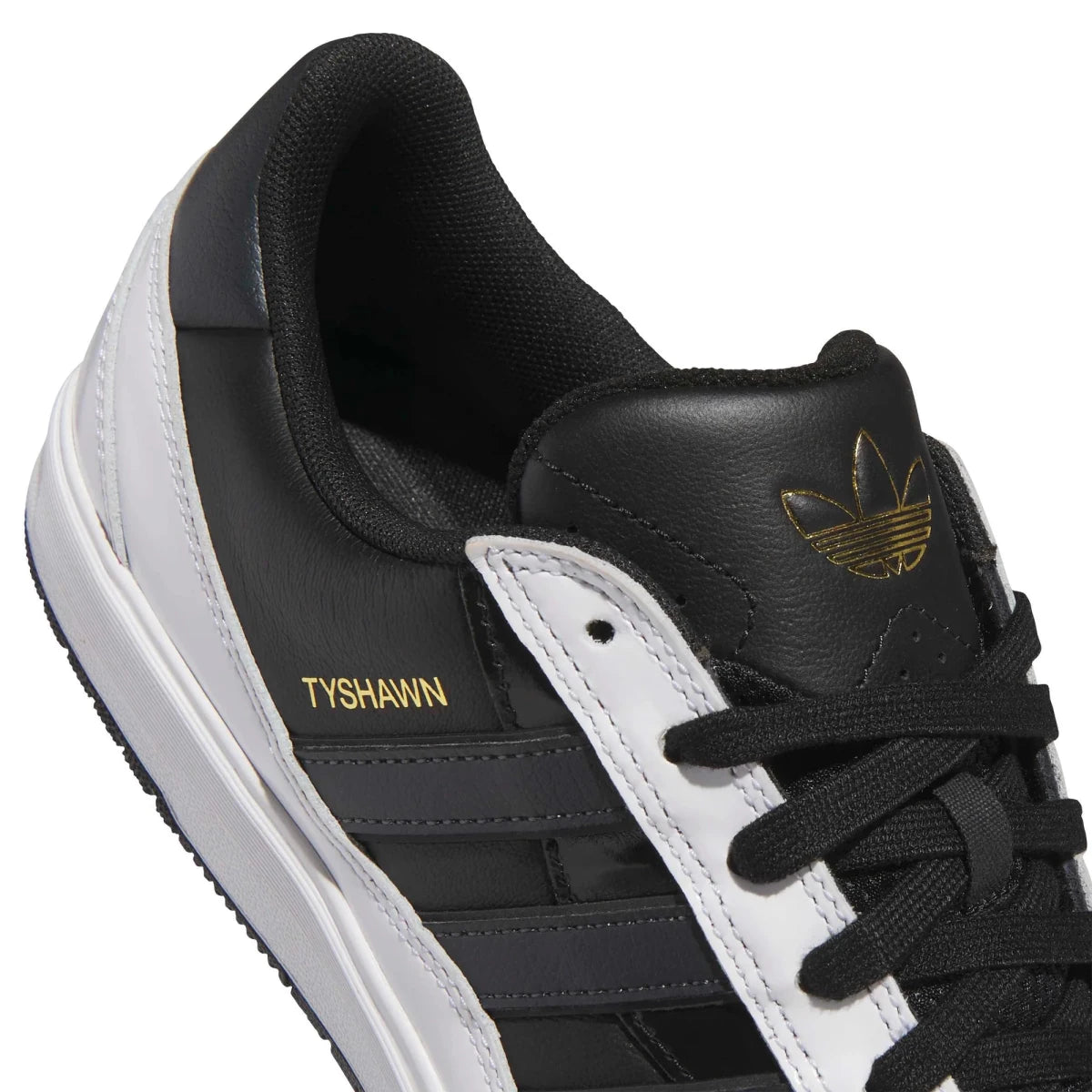 Adidas Tyshawn II in Core Black/Carbon/Cloud White - Goodnews Skateshop