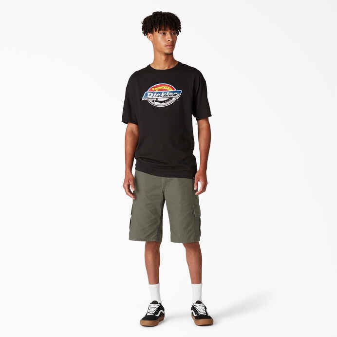Dickies Skateboarding 11" Regular Fit Cargo Shorts in Moss Green - Goodnews Skateshop