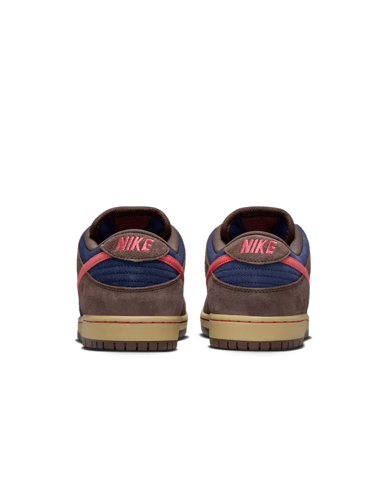 Nike SB Dunk Low Pro in Baroque Brown/Adobe-Midnight Navy