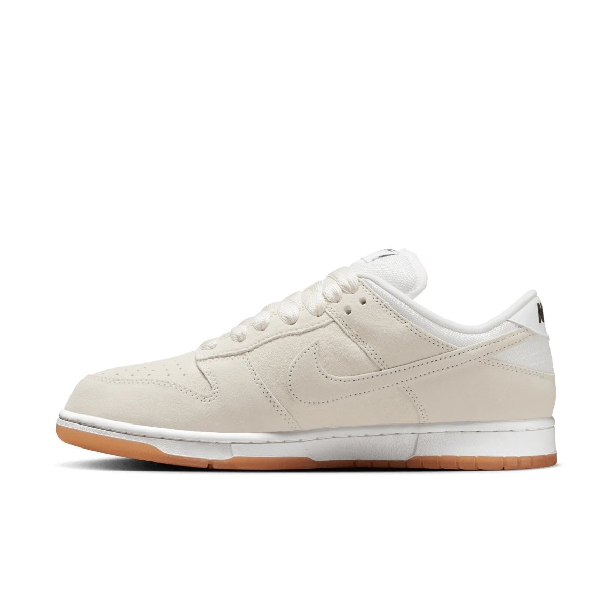 Nike SB Dunk Low Pro B in Pale Ivory/Pale Ivory - Summit White - White - Goodnews Skateshop
