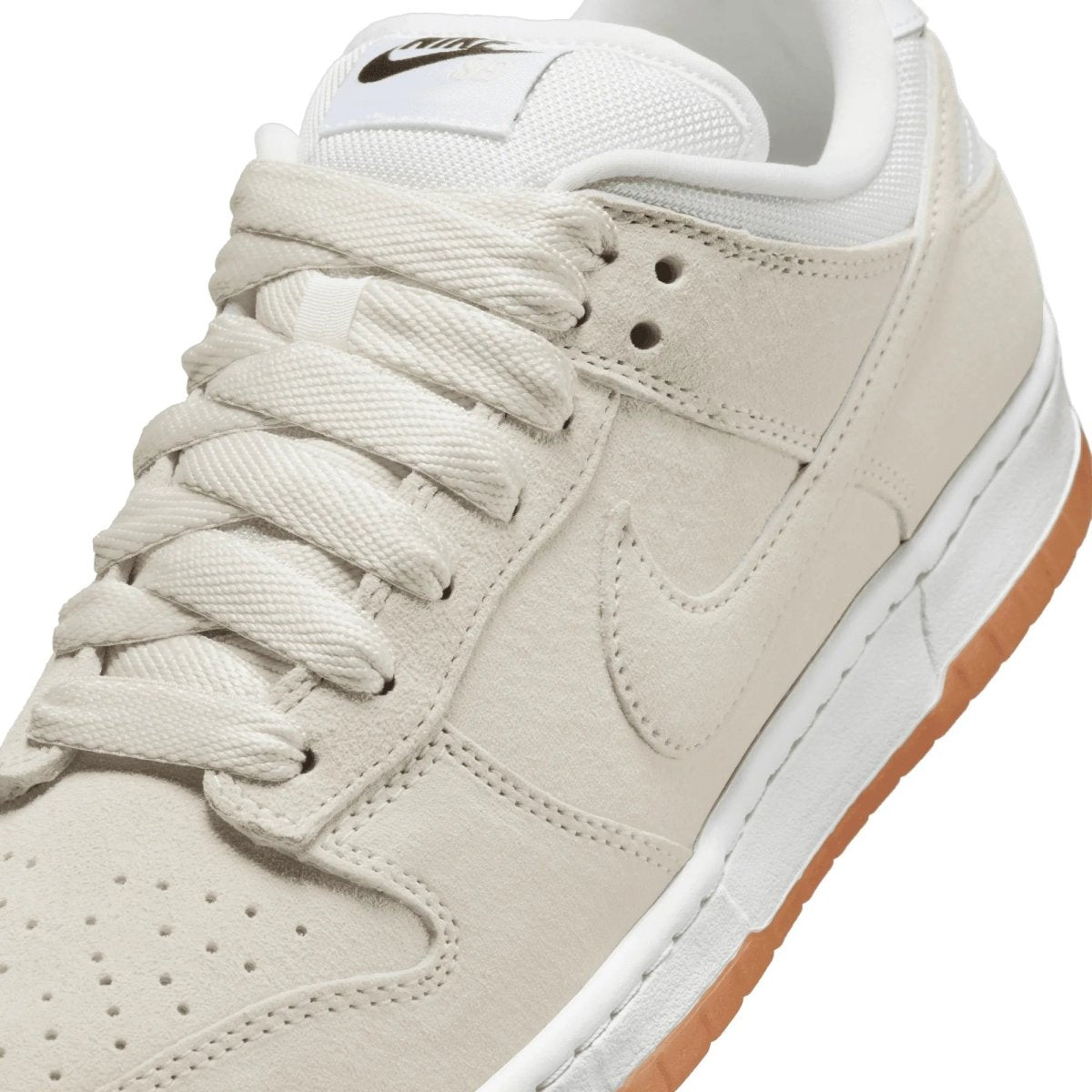 Nike SB Dunk Low Pro B in Pale Ivory/Pale Ivory - Summit White - White - Goodnews Skateshop