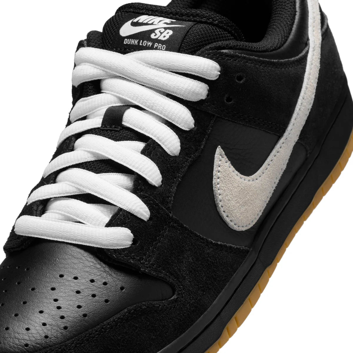 Nike SB Dunk Low Pro in Black/White - Black - Gum - Light Brown - Goodnews Skateshop