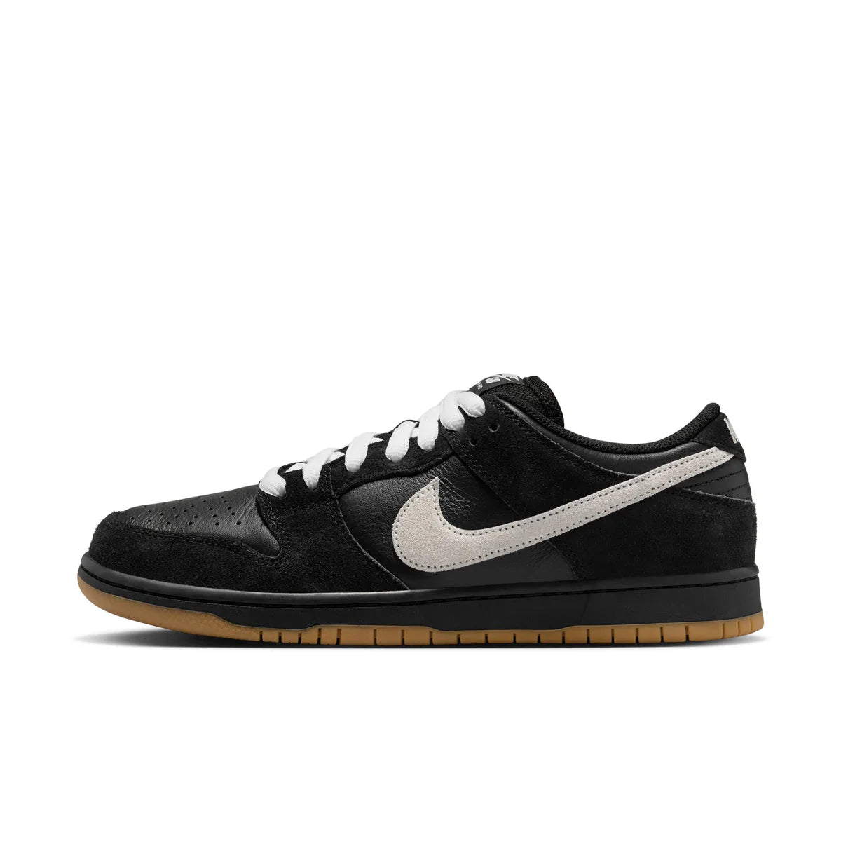 Nike SB Dunk Low Pro in Black/White - Black - Gum - Light Brown - Goodnews Skateshop