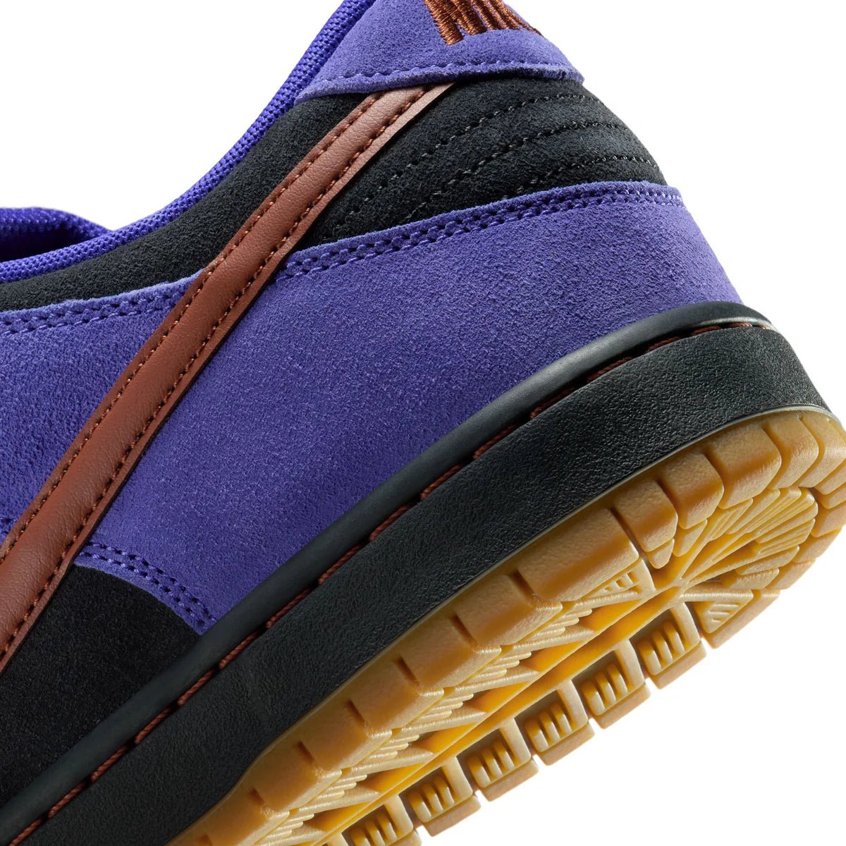 Nike SB Dunk Low Pro in Persian Violet/Cinnamon - Off Noir - Goodnews Skateshop
