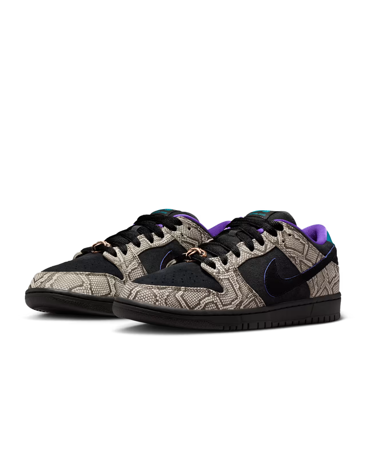 Nike SB X Dashawn Jordan Dunk Low Pro in String/Black-Bright Spruce-Fierce Purple