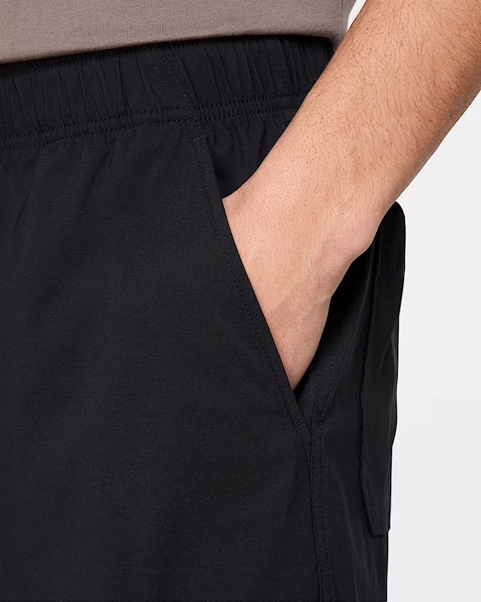 Nike SB Kearny Cargo Shorts in Black/White - Goodnews Skateshop