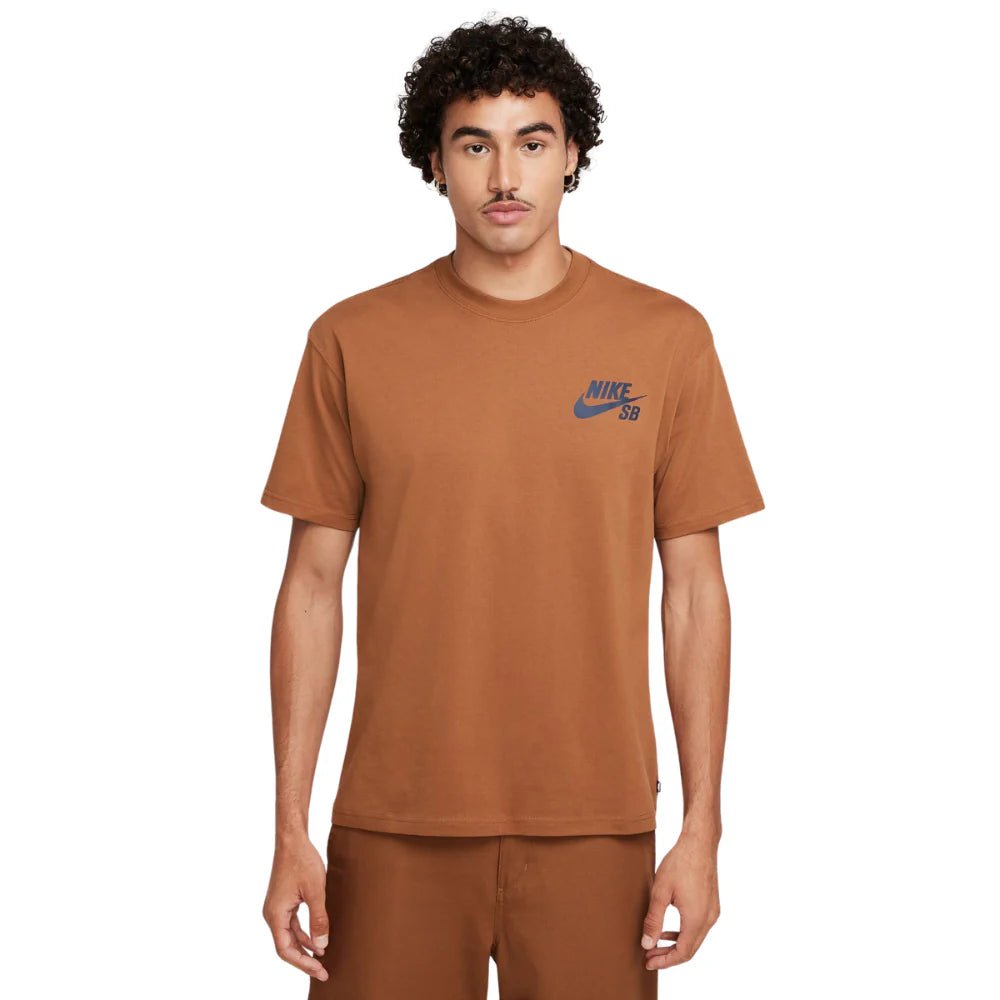 Nike SB Small Logo Skate T shirt in Light British Tan