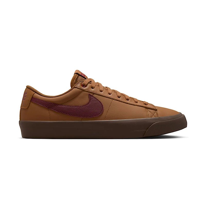 Nike SB Zoom Blazer Low Pro GT in Light British Tan/Dark Team Red - Goodnews Skateshop