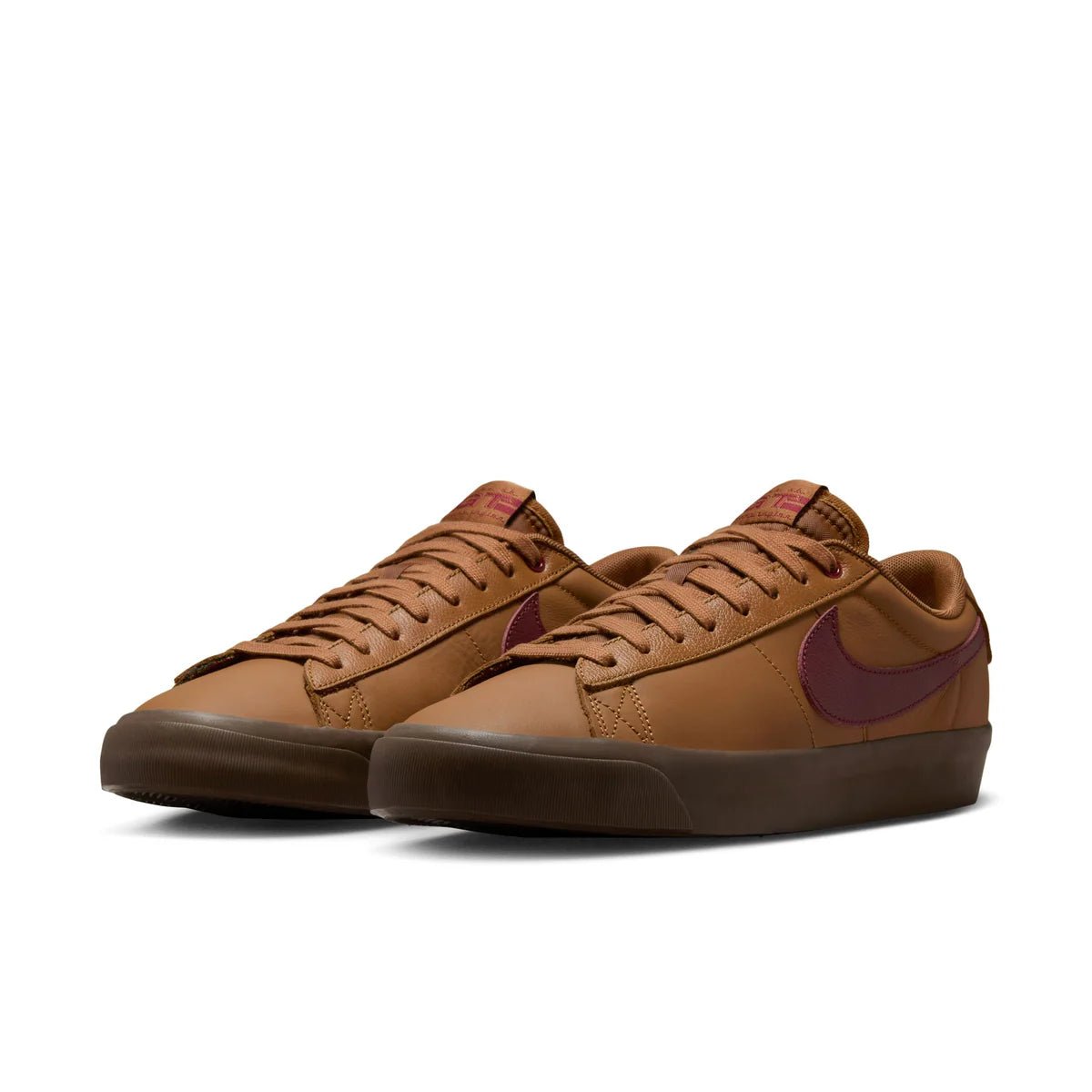 Nike SB Zoom Blazer Low Pro GT in Light British Tan/Dark Team Red - Goodnews Skateshop
