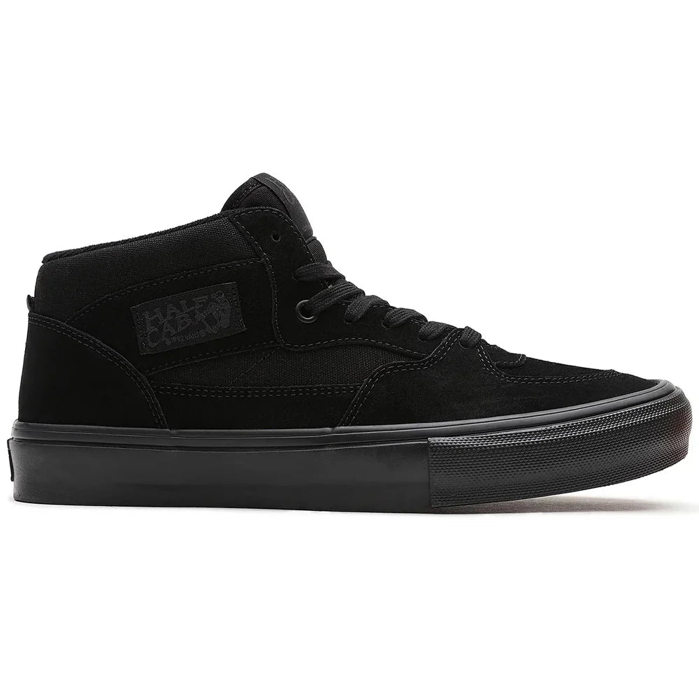 Vans Skate Half Cab in Black/Black - Goodnews Skateshop