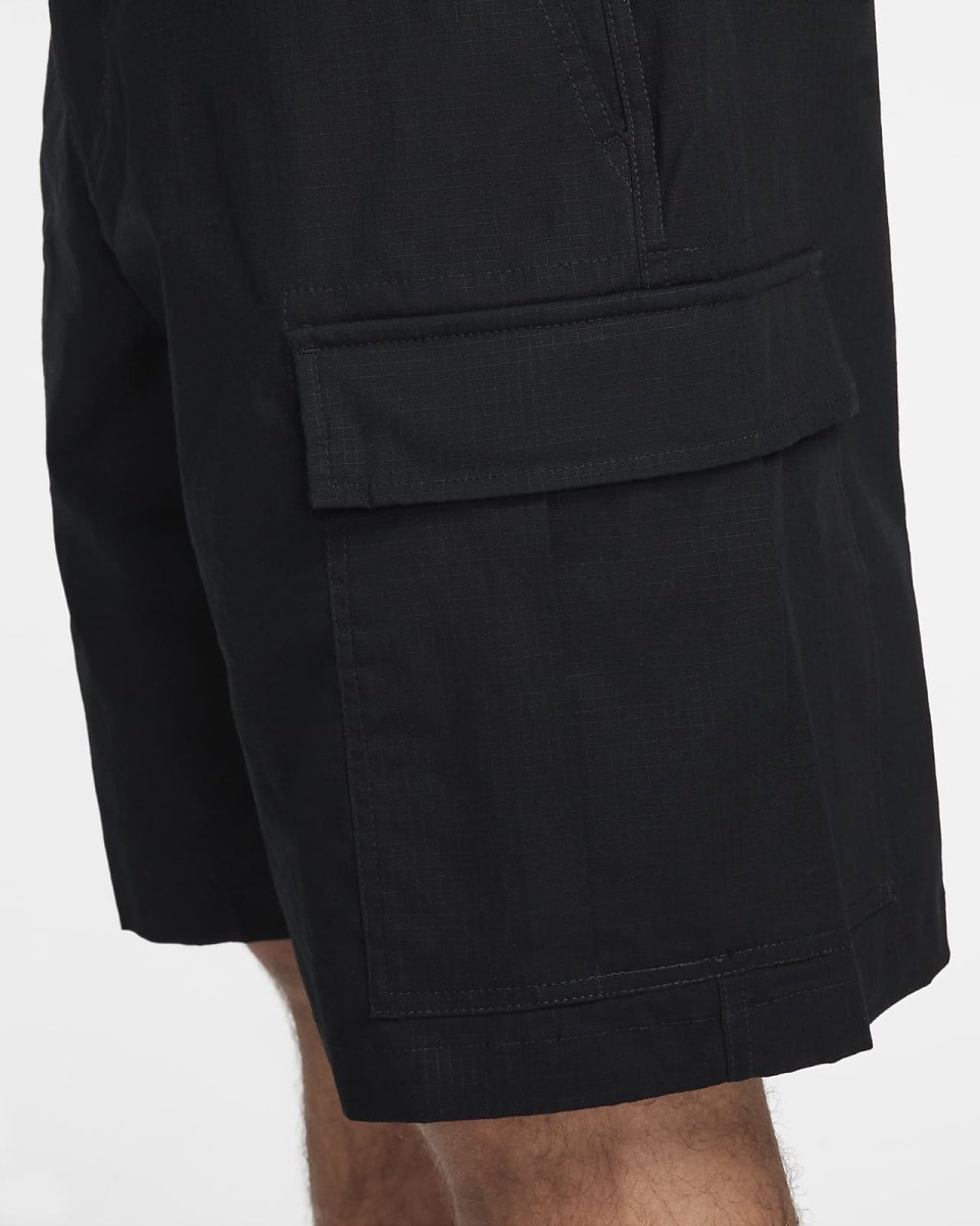 Nike SB Kearny Cargo Shorts in Black - Goodnews Skateshop