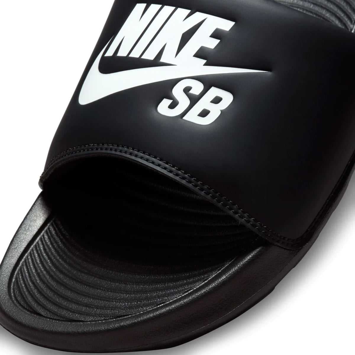 Nike SB Victori One Slide in Black - Goodnews Skateshop