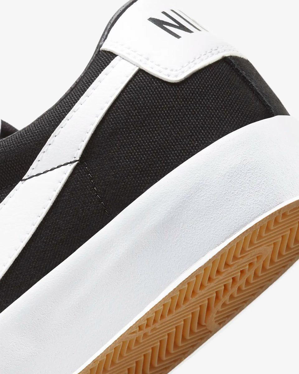 Nike SB Zoom Blazer Low Pro GT in Black/White-Black-Gum Light Brown - Goodnews Skateshop