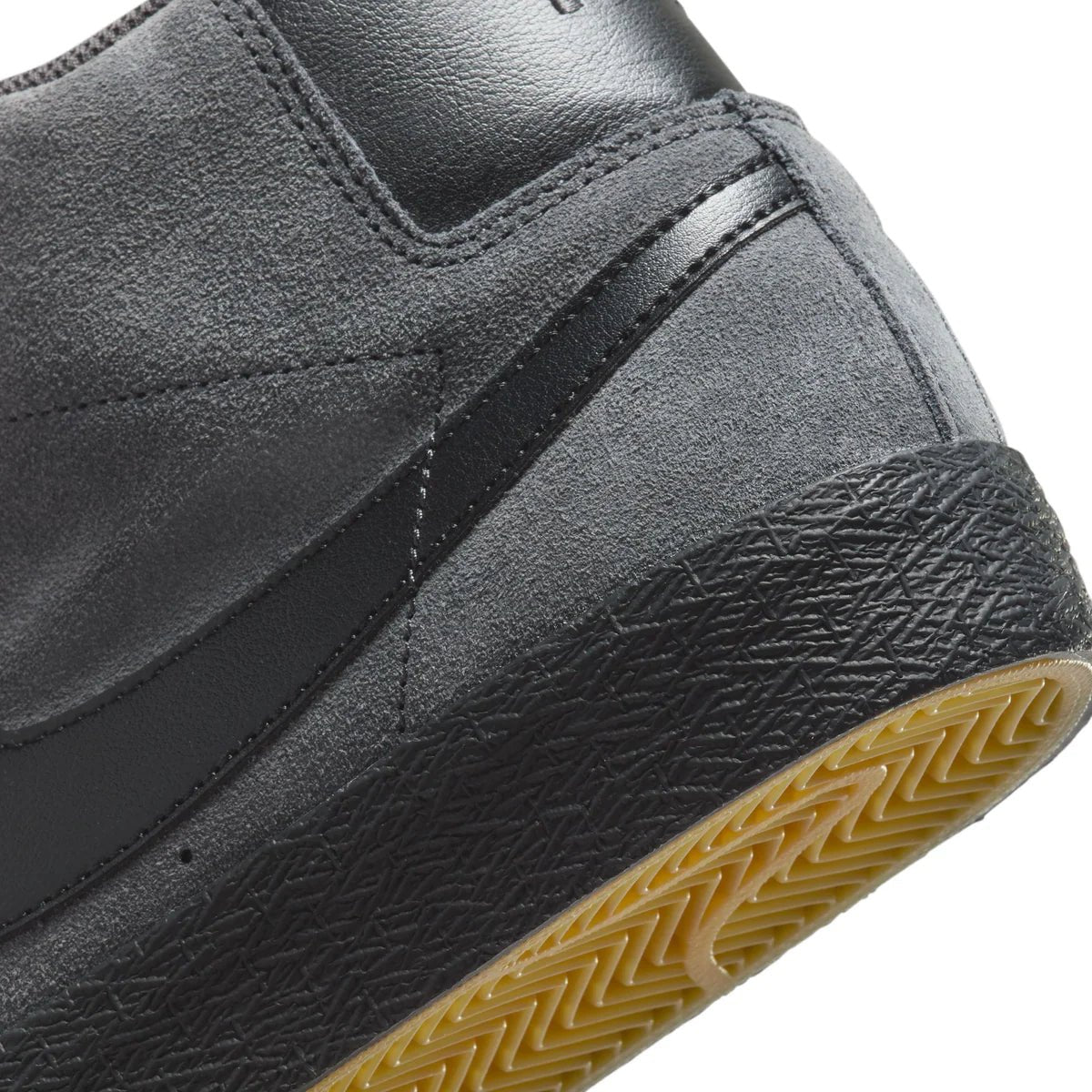 Nike SB Zoom Blazer Mid in Anthracite/Black - Goodnews Skateshop