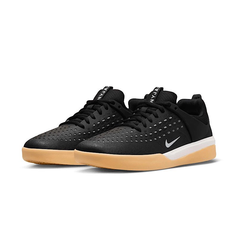 Nike SB Zoom Nyjah 3 in Black White-Black - Goodnews Skateshop