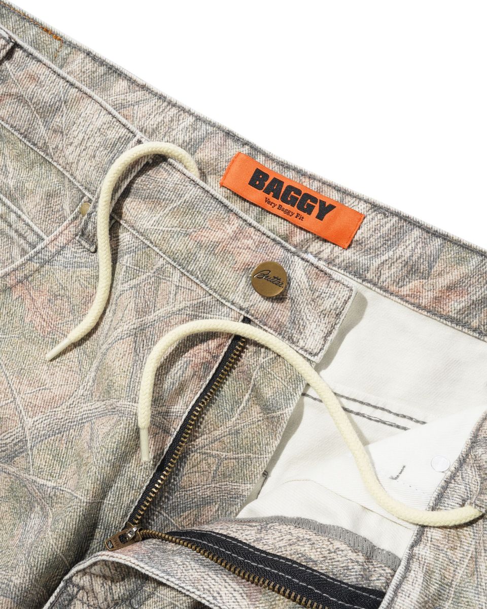 Butter Goods Baggy Denim Jeans in Forest Camo