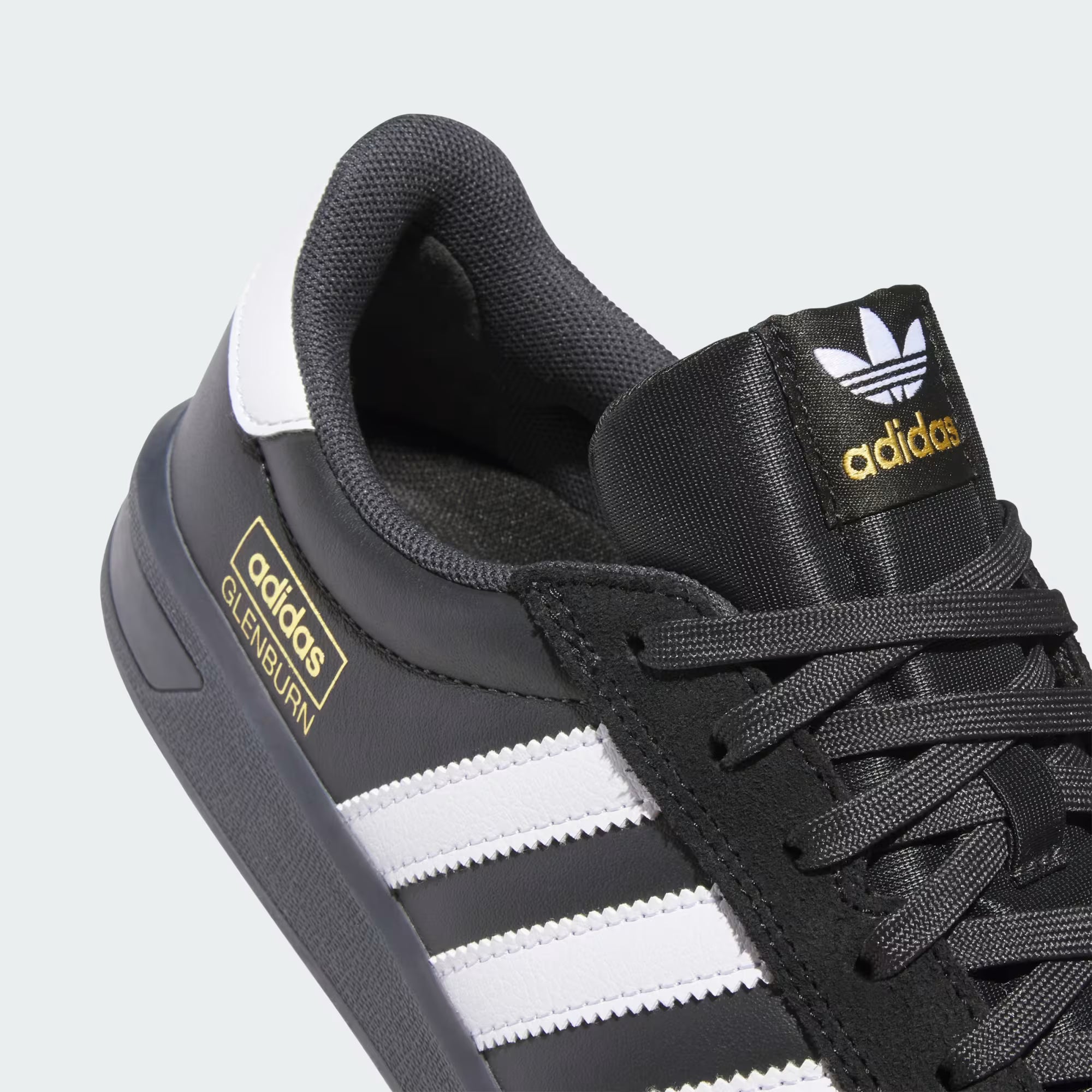Adidas Glenburn in Core Black/Cloud White/Carbon