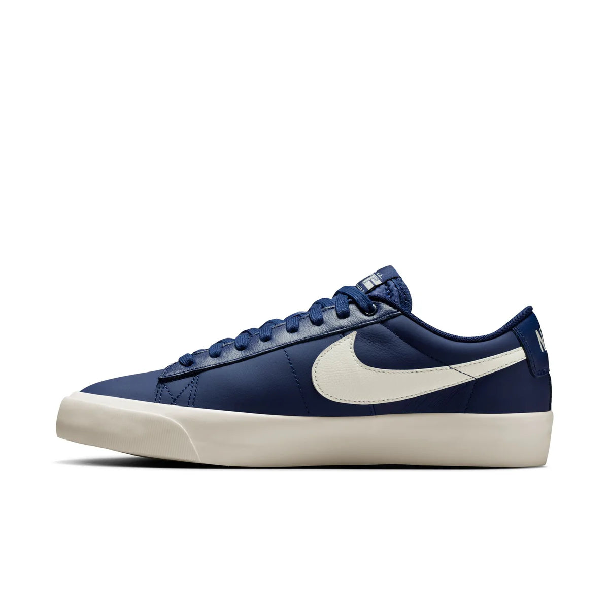 Nike SB Zoom Blazer Low Pro GT in Blue Void/Sail-Blue Void