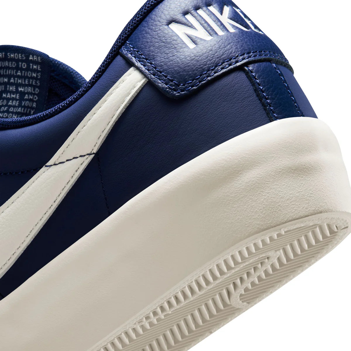Nike SB Zoom Blazer Low Pro GT in Blue Void/Sail-Blue Void