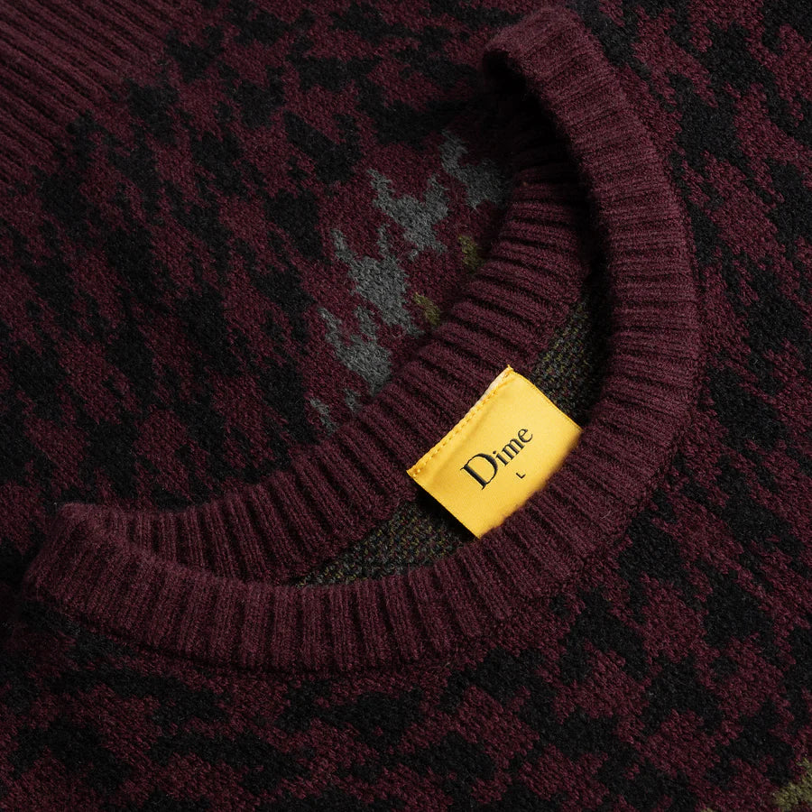 Dime Houndstooth Knit Sweater in Burgundy