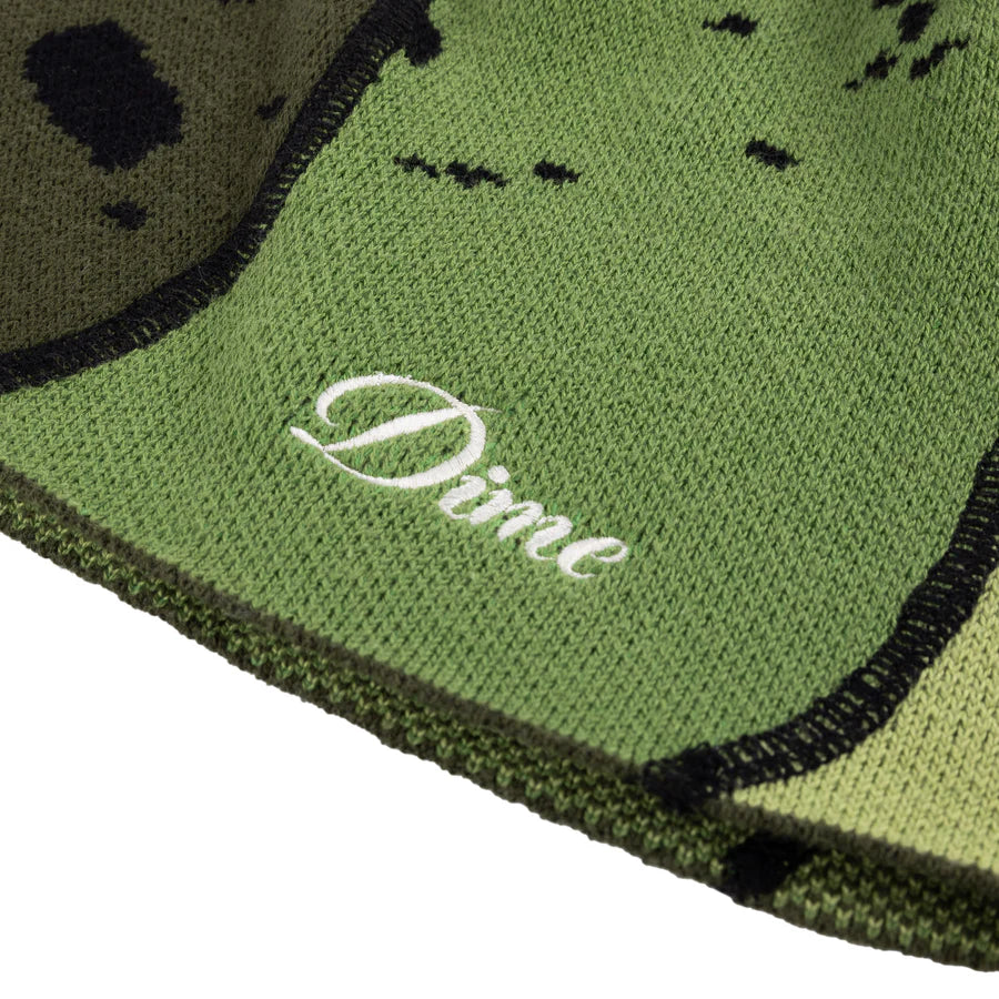 Dime Reverse Stitch Skully Beanie in Green