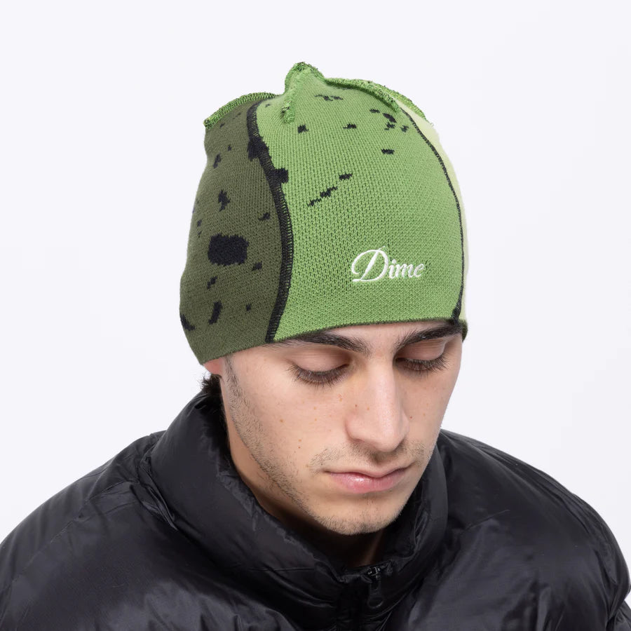 Dime Reverse Stitch Skully Beanie in Green