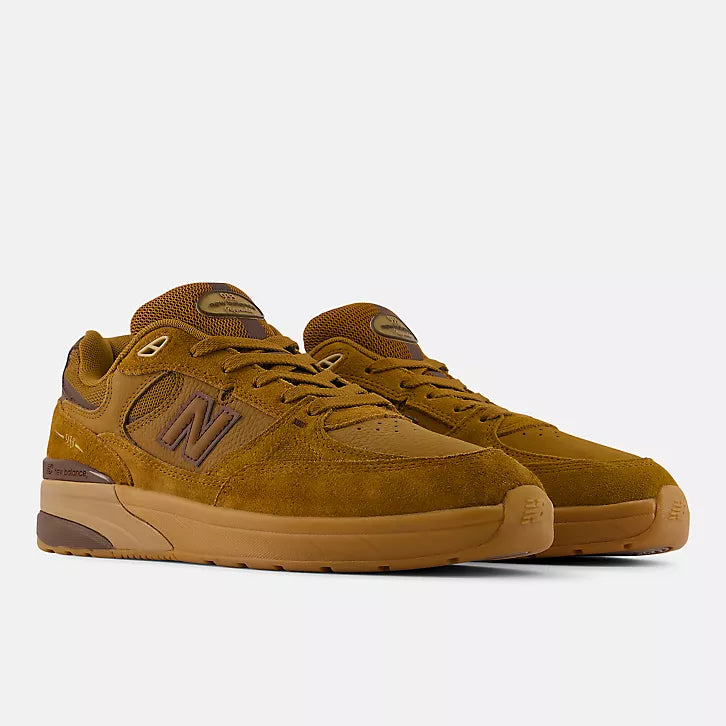 New Balance Numeric Andrew Reynolds 933 in Breakfast Tea/Pumpernickel