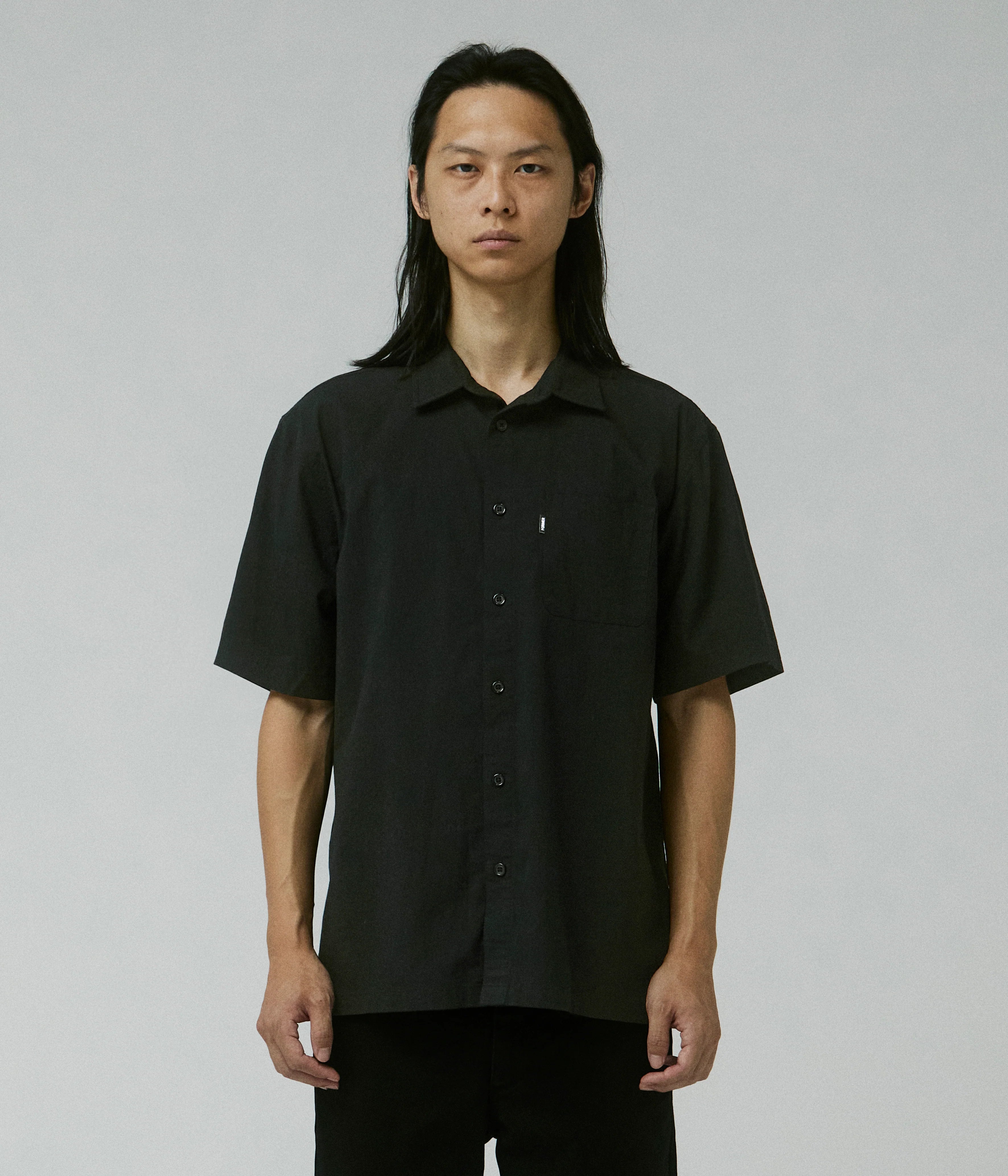 Former Legacy Short Sleeve Shirt in Black