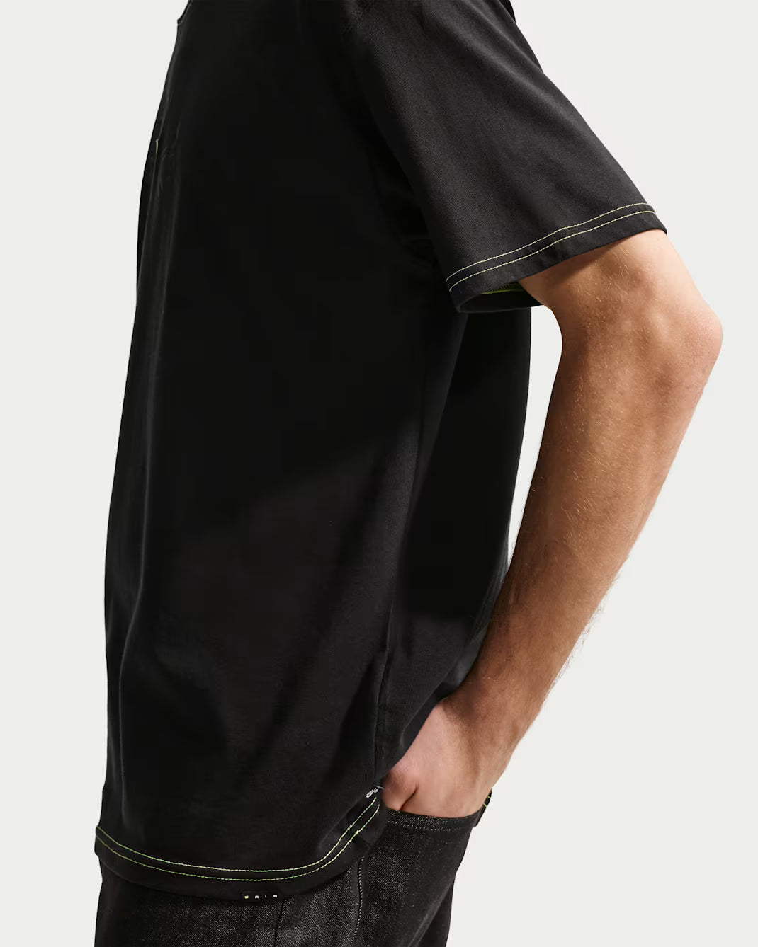 Nike SB Wair Max Skate T-Shirt in Black