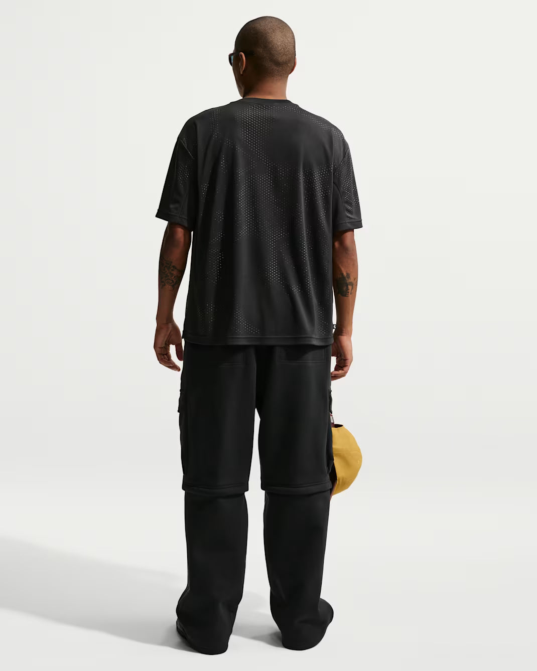 Nike SB Ishod Short-Sleeve Jersey Top in Black