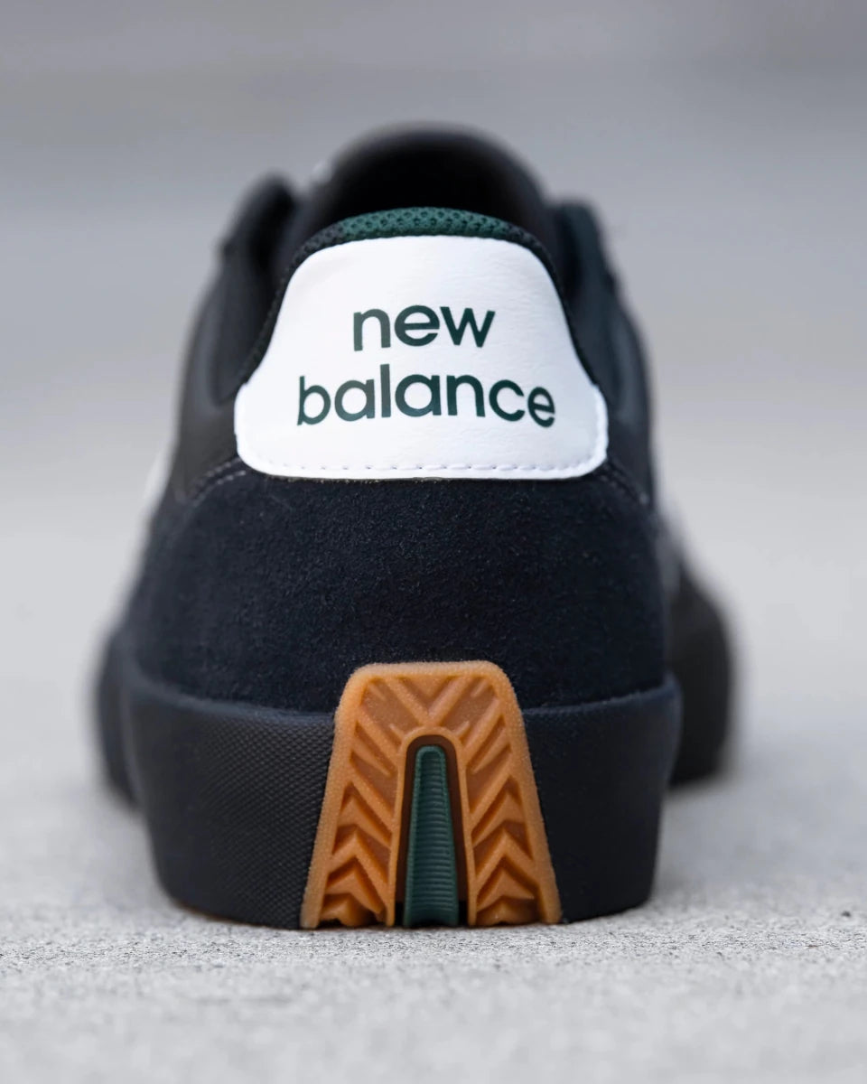 New Balance Numeric 340 in Black/White - Goodnews Skateshop