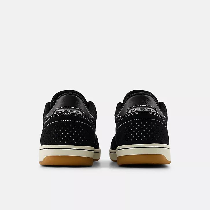 New Balance Numeric 440 V2 in Black/Sea Salt - Goodnews Skateshop