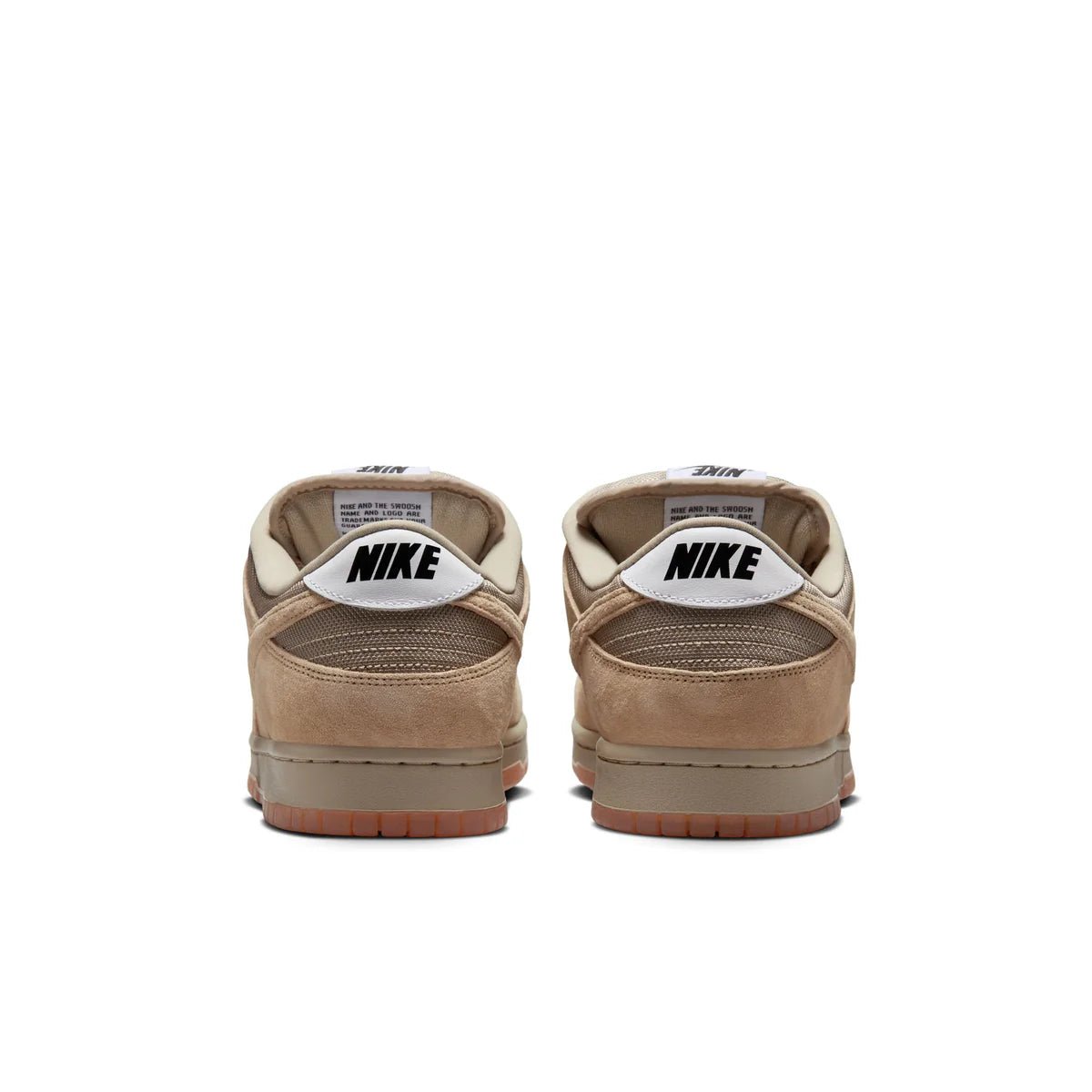 Nike SB Dunk Low Pro B in Parachute Beige/Parachute Beige - Goodnews Skateshop