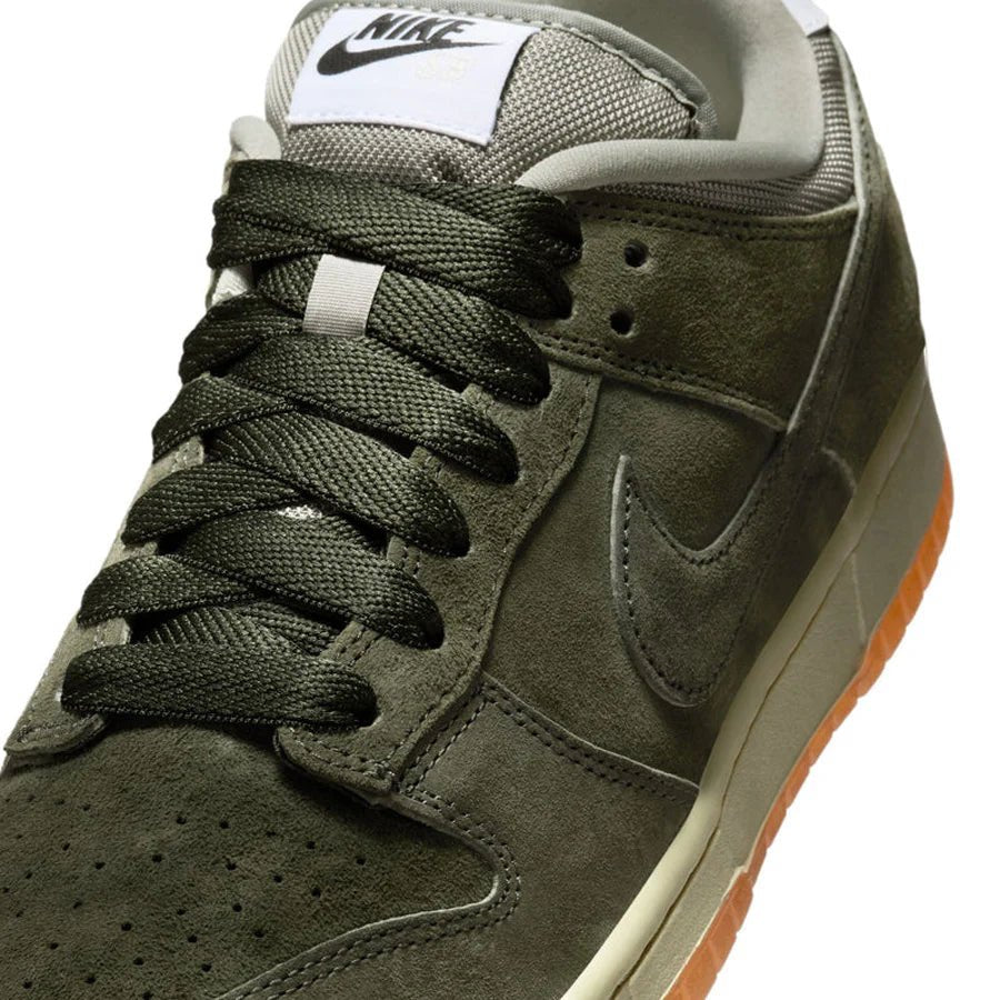 Nike SB Dunk Low Pro B in Sequoia/Sequoia - Light Army - White - Goodnews Skateshop