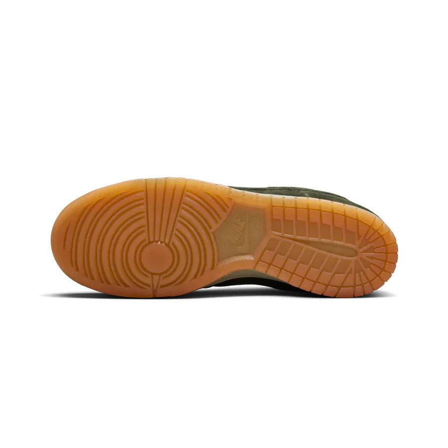 Nike SB Dunk Low Pro B in Sequoia/Sequoia - Light Army - White - Goodnews Skateshop