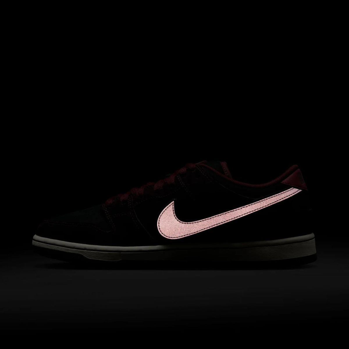 Nike SB Dunk Low Pro in Mahogany/Dark Beetroot - Team Red - Sail - Goodnews Skateshop