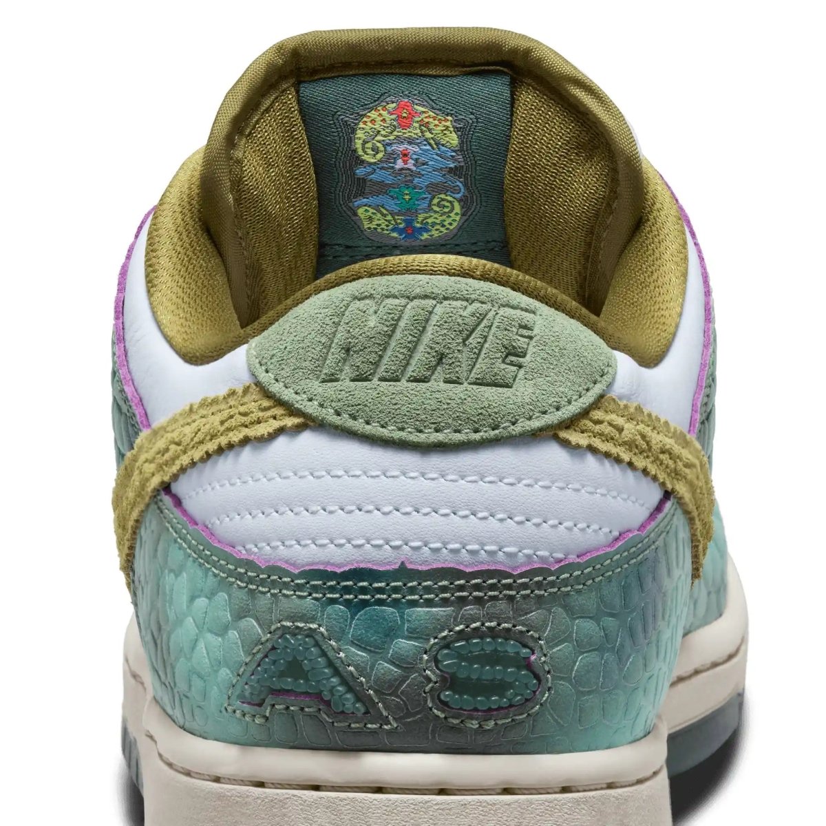 Nike SB Dunk Low Pro X Alexis Sablone in Oil Green/Desert Moss - White - Goodnews Skateshop