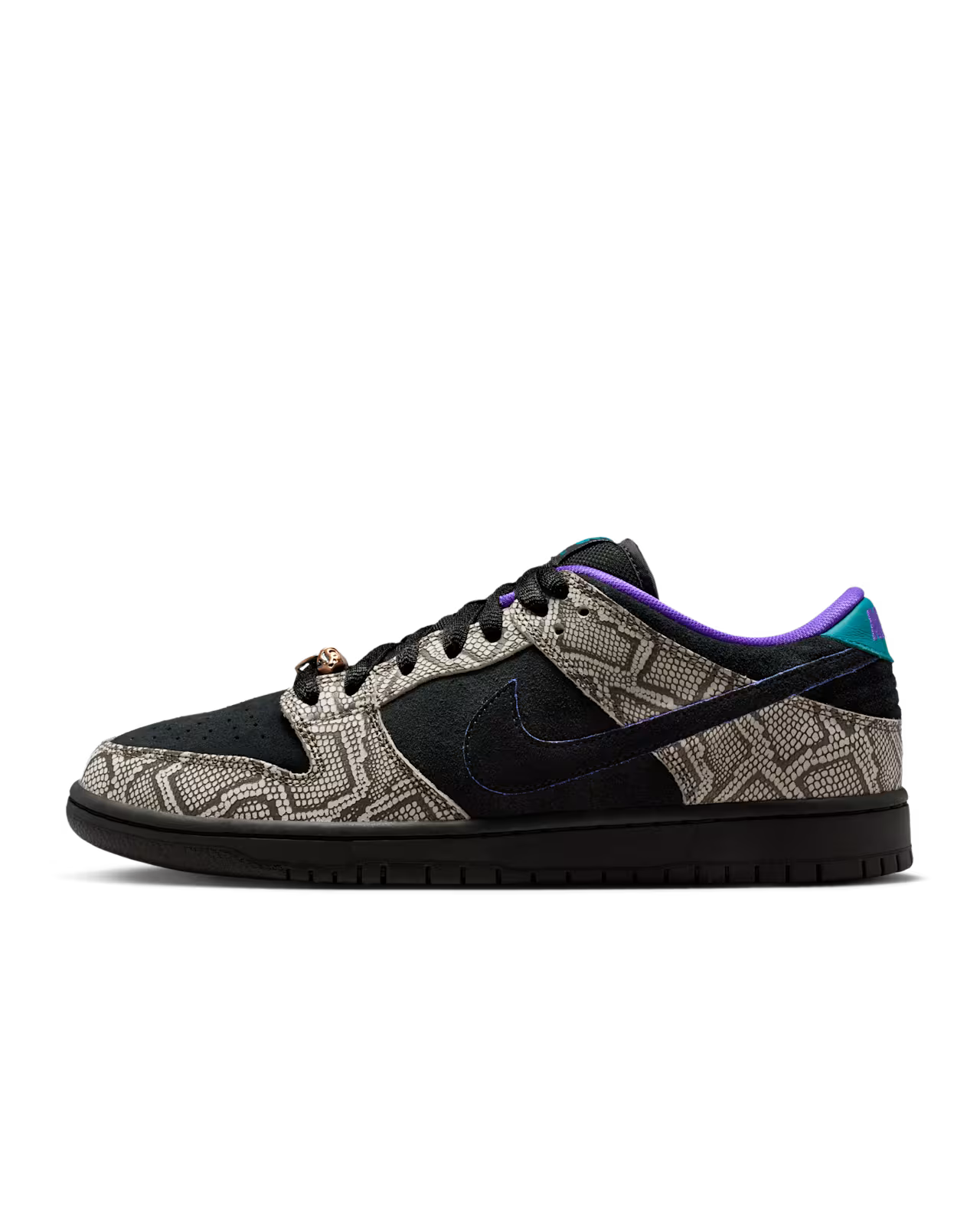 Nike SB X Dashawn Jordan Dunk Low Pro in String/Black-Bright Spruce-Fierce Purple
