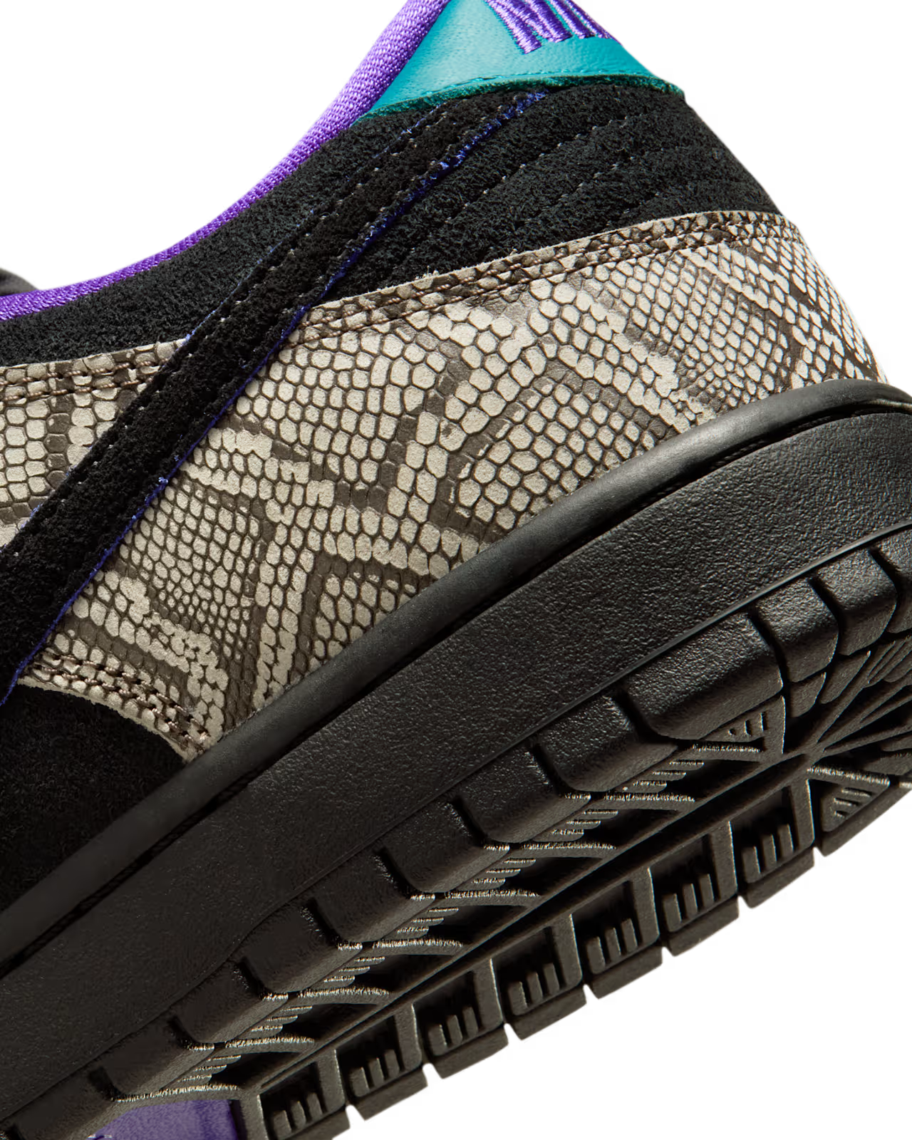 Nike SB X Dashawn Jordan Dunk Low Pro in String/Black-Bright Spruce-Fierce Purple