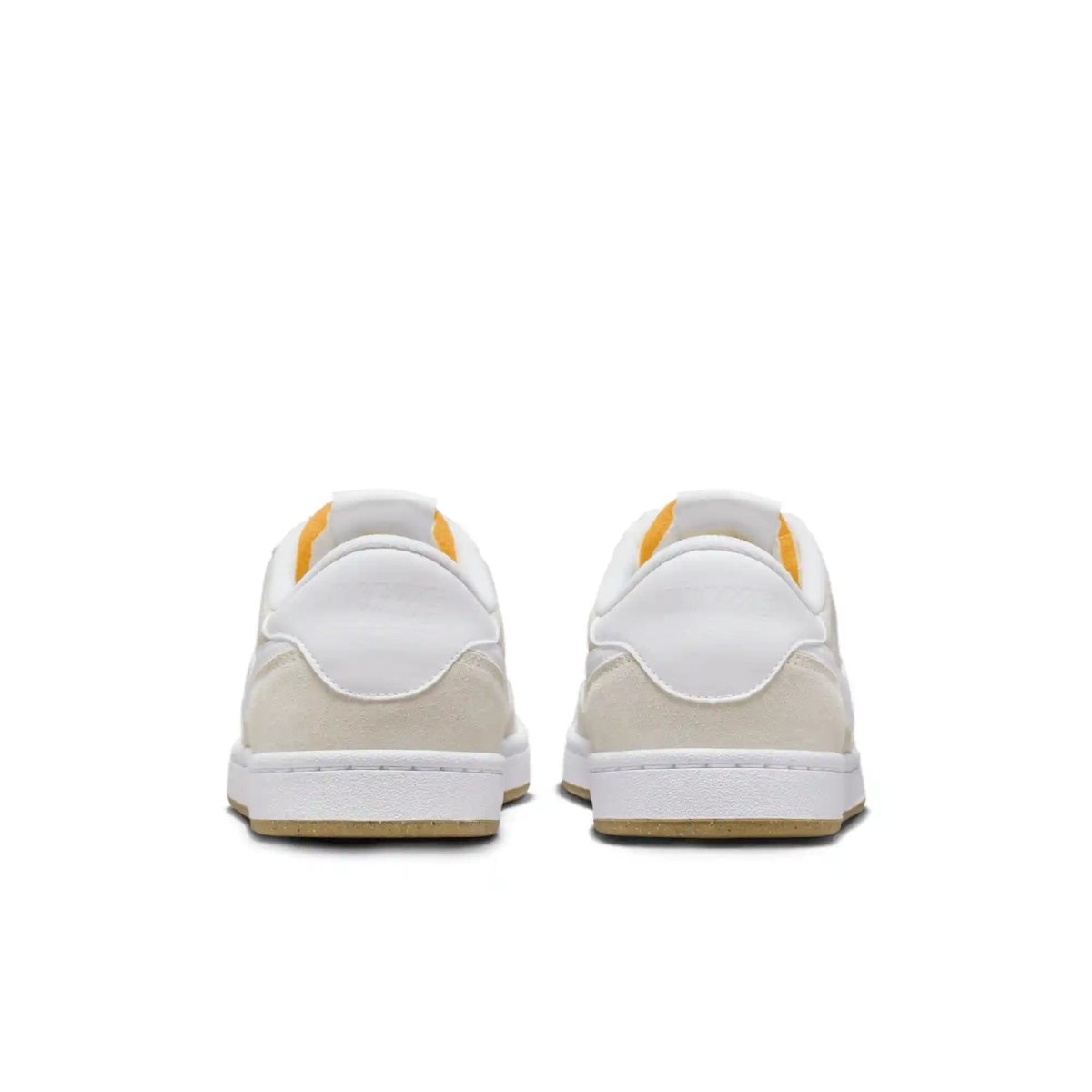 Nike SB FC Classic in Summit White/Summit White - White - Goodnews Skateshop