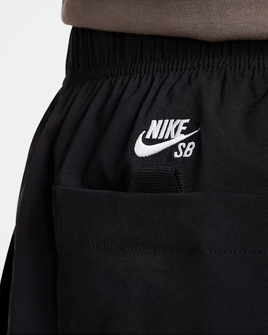 Nike SB Kearny Cargo Shorts in Black/White - Goodnews Skateshop