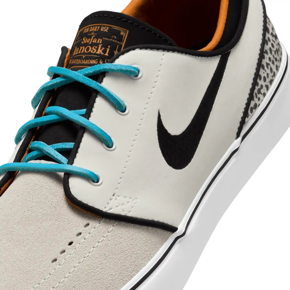 Nike SB Zoom Janoski OG Olympic in Phantom/Chlorine Blue - Goodnews Skateshop