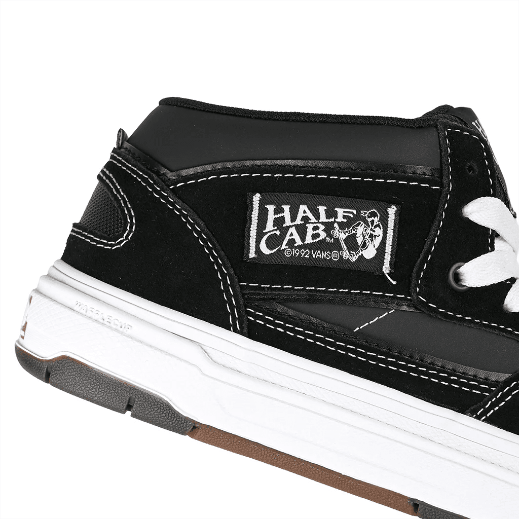 Vans Skate Half Cab Wafflecup in Black/White - Goodnews Skateshop