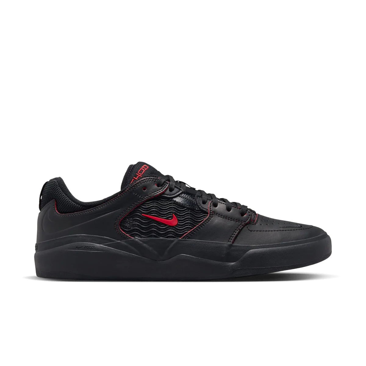 Nike SB Ishod Premium in Black/University Red - Goodnews Skateshop