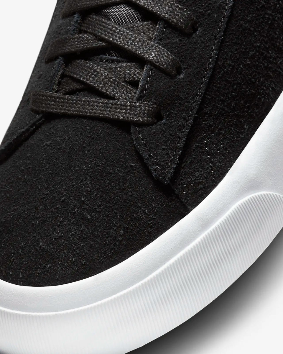Nike SB Zoom Blazer Low Pro GT in Black/White-Black-Gum Light Brown - Goodnews Skateshop